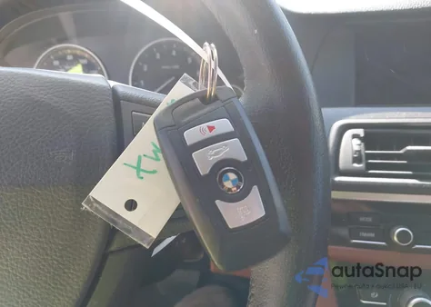 2013 BMW 528I z USA, uszkodzony, nr VIN WBAXG5C52DDY32286